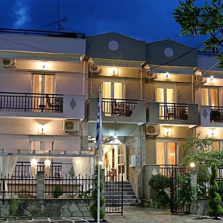 Kristal Hotel Prínos エクステリア 写真