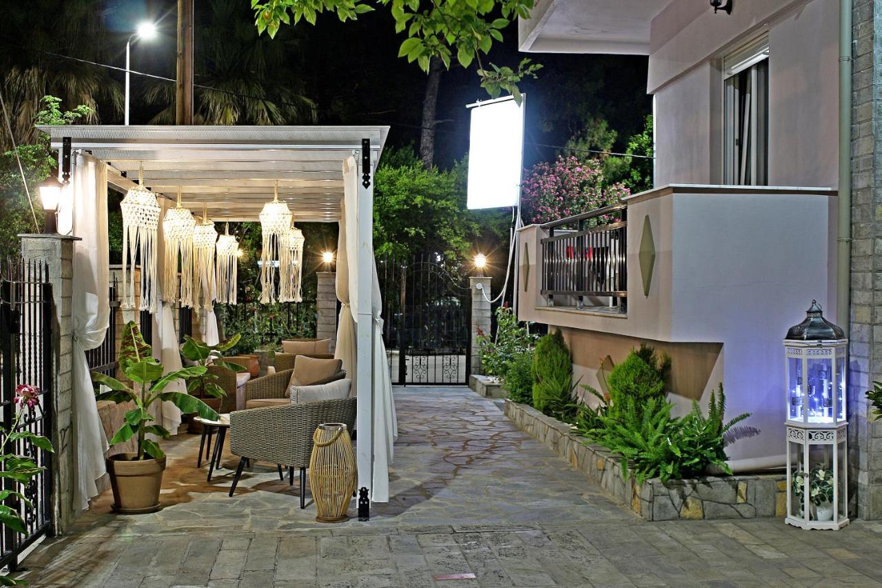 Kristal Hotel Prínos エクステリア 写真